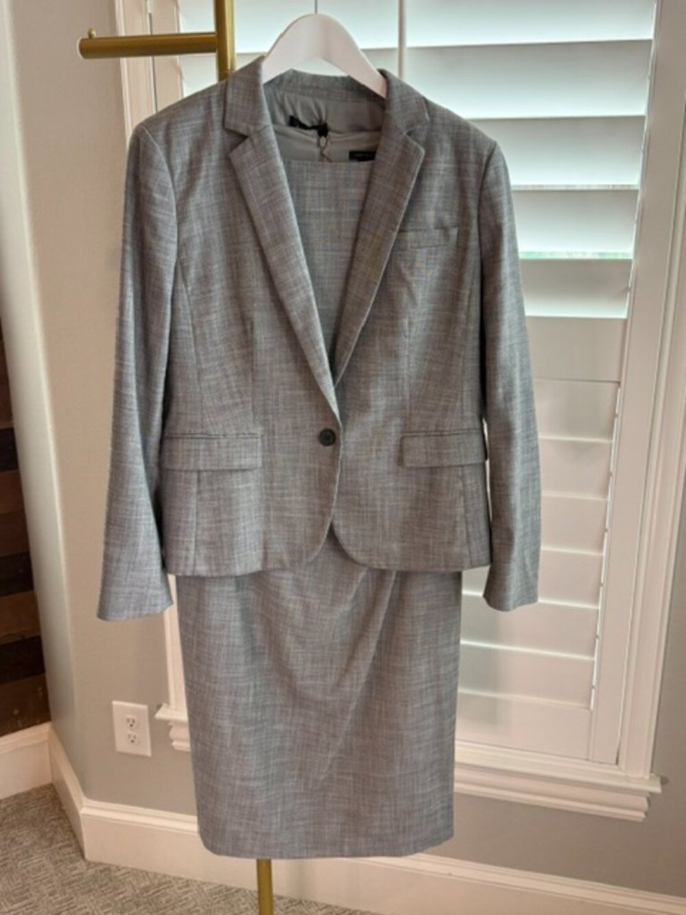 Ann Taylor Gray Plaid Dress & Blazer Suit Set Size 10